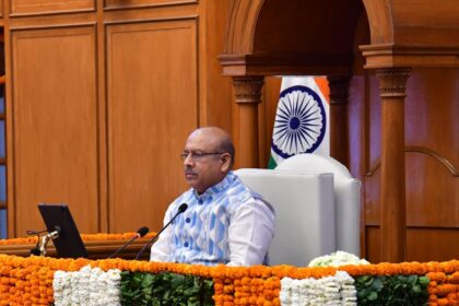 दिल्ली विधानसभा में हंगामे पर स्पीकर विजेंद्र गुप्ता सख्त