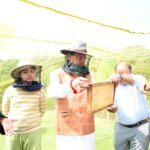 Pushkar Singh Dhami मधुमक्खी पालन