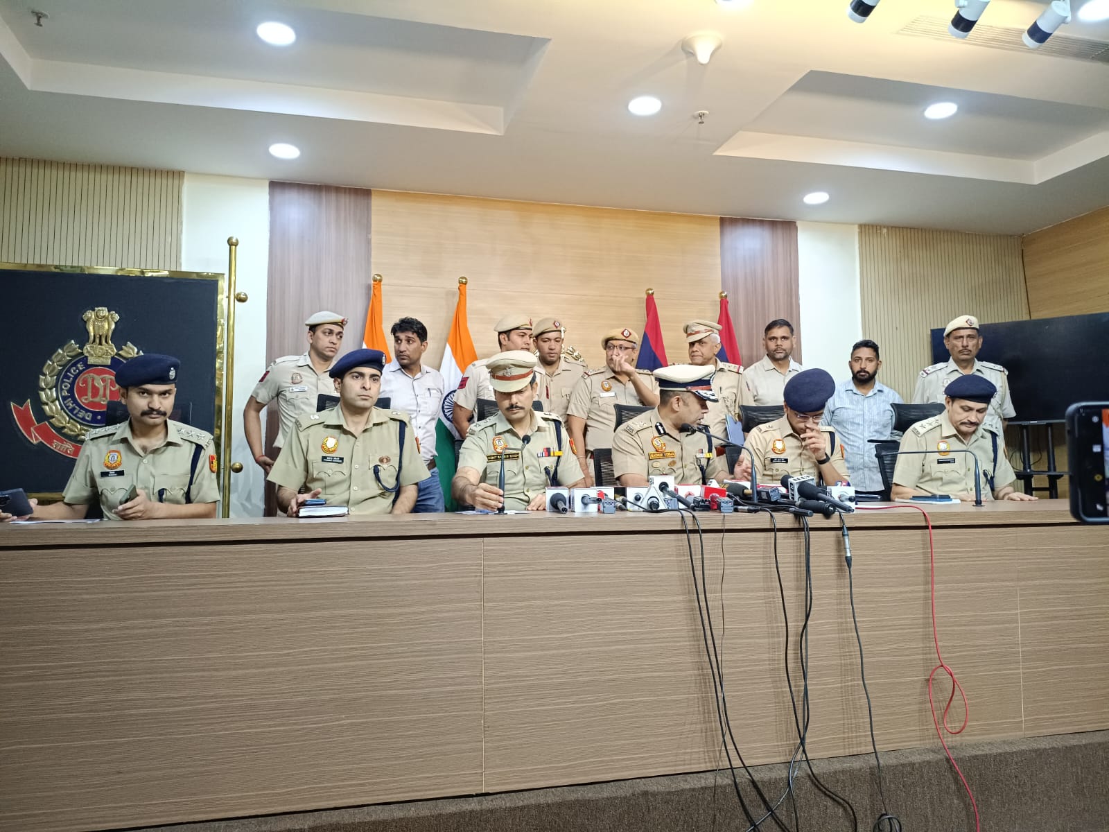 करोल बाग में ₹90 लाख की सनसनीखेज चोरी