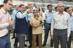 ब्लू लाइन पर आधी रात को उतरे डीएमआरसी के एमडी, यात्री सुविधाओं के विकास कार्यों का लिया जायजा